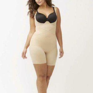 Cacique Open Bust Thigh Shaper Bodysuit 26/28